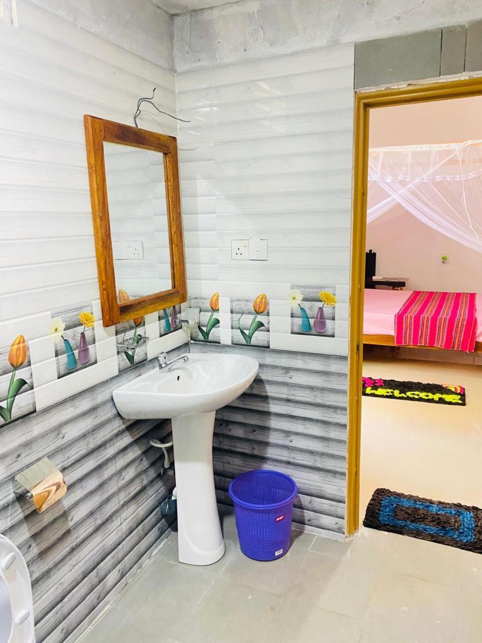 Pradeep Guest House Mirissa Exterior foto